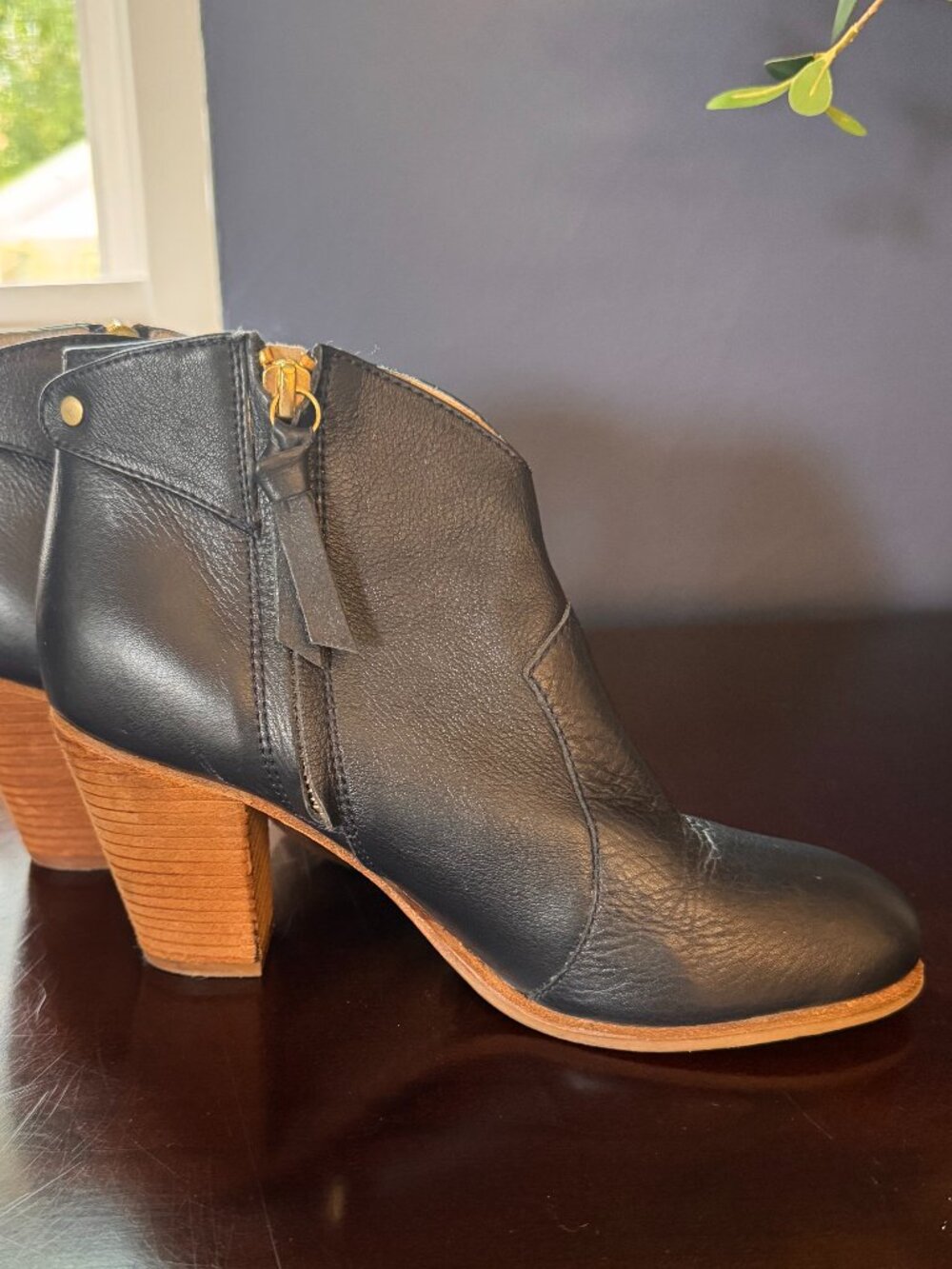 Boden Women's Navy Leather Ankle Boot